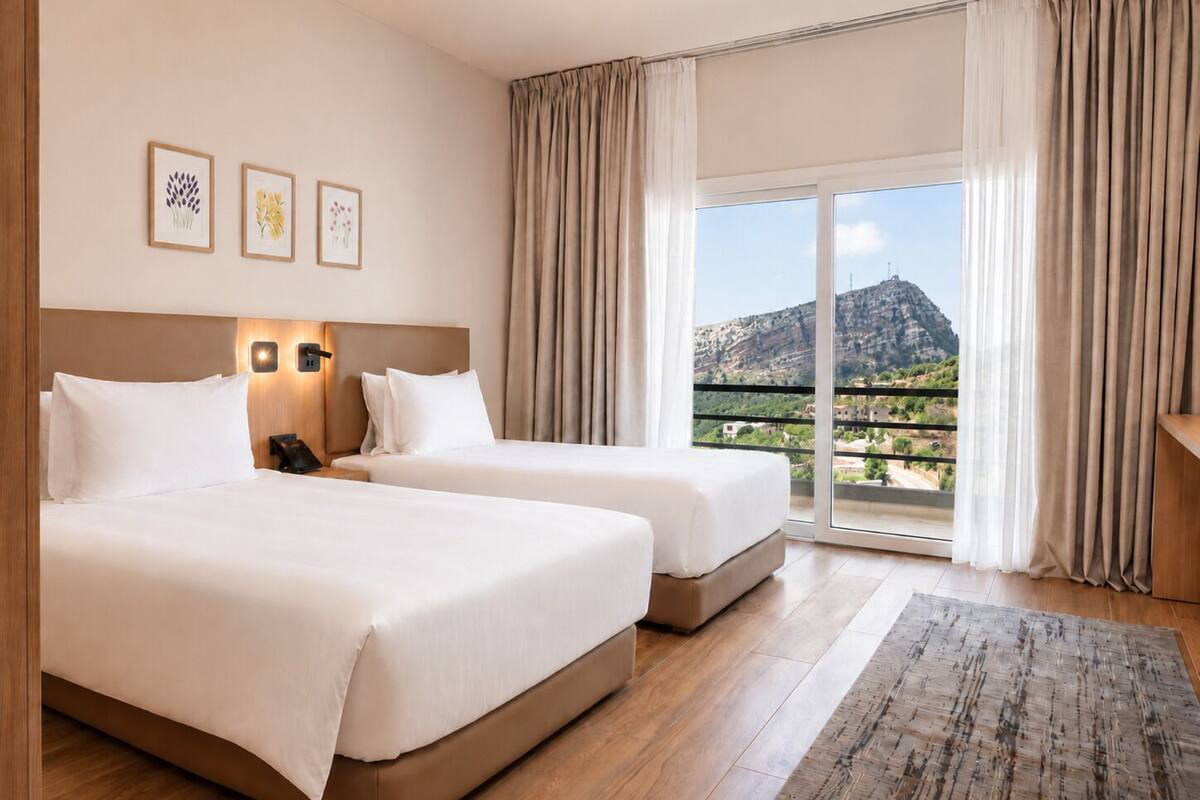 Kamar Twin Deluks, pemandangan gunung