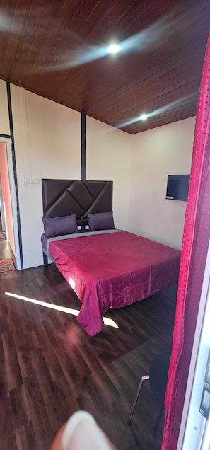 Free WiFi - Noah Villa  (Kodaikanal)