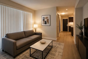 Suite | Living area - Avenue Crest Hotel (Toronto)