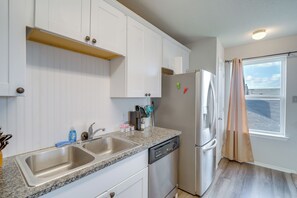 Interior - 8 Mi to Dtwn! Extended Stay in San Antonio w/ Yard (San Antonio)