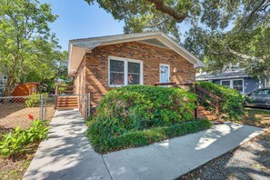 House (2 Bedrooms) | Interior - Steps to Ocean & Boardwalk! Carolina Beach Haven (Carolina Beach)