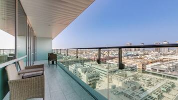 Deluxe Apartment, 1 Bedroom, Balcony, City View | Balcony
