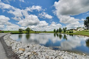 Interior - 50-acre 'pioneers Paradise' 8 Mi to Mammoth Cave! (Brownsville)