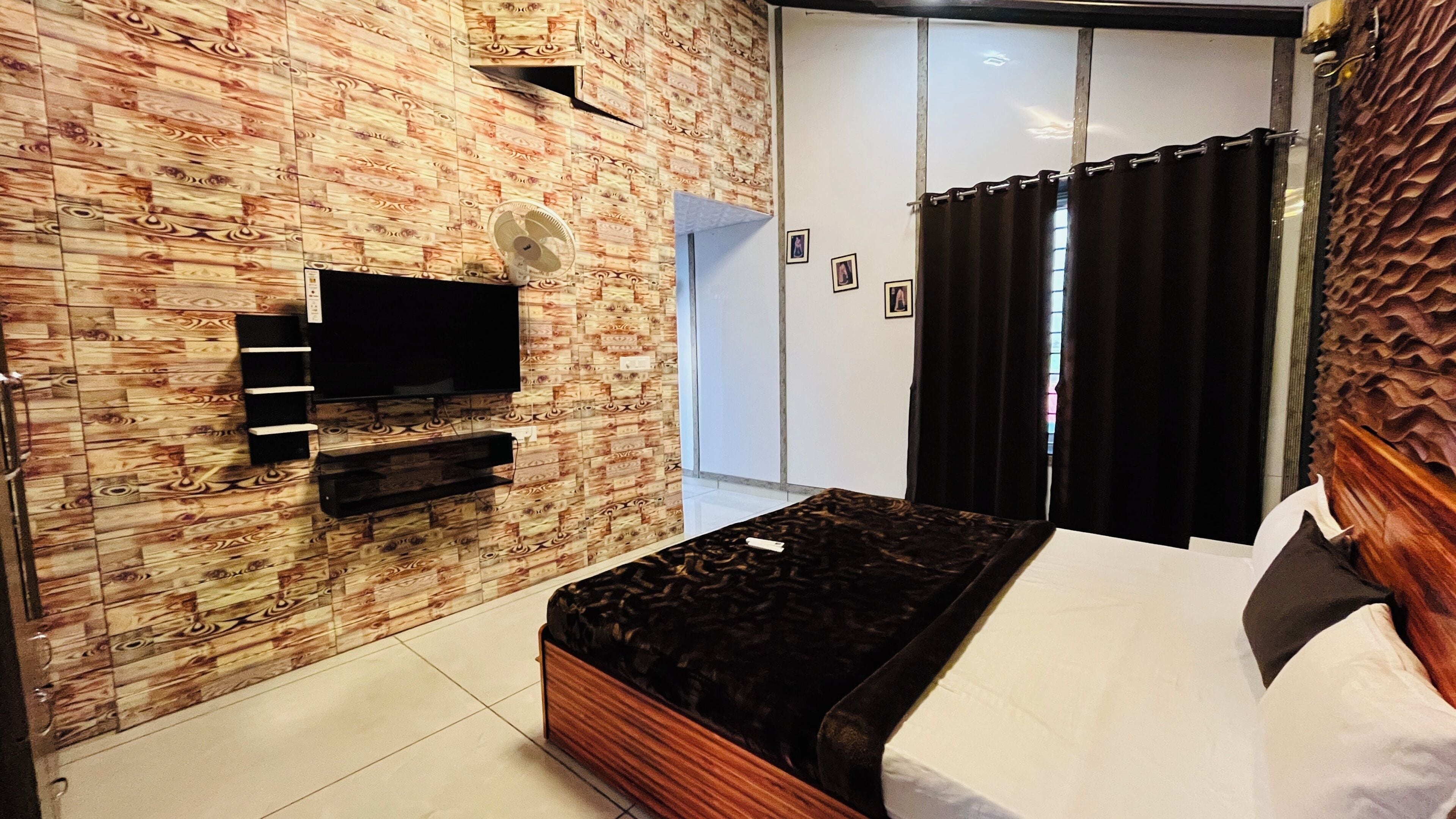 Villa | WiFi (free), bed sheets
