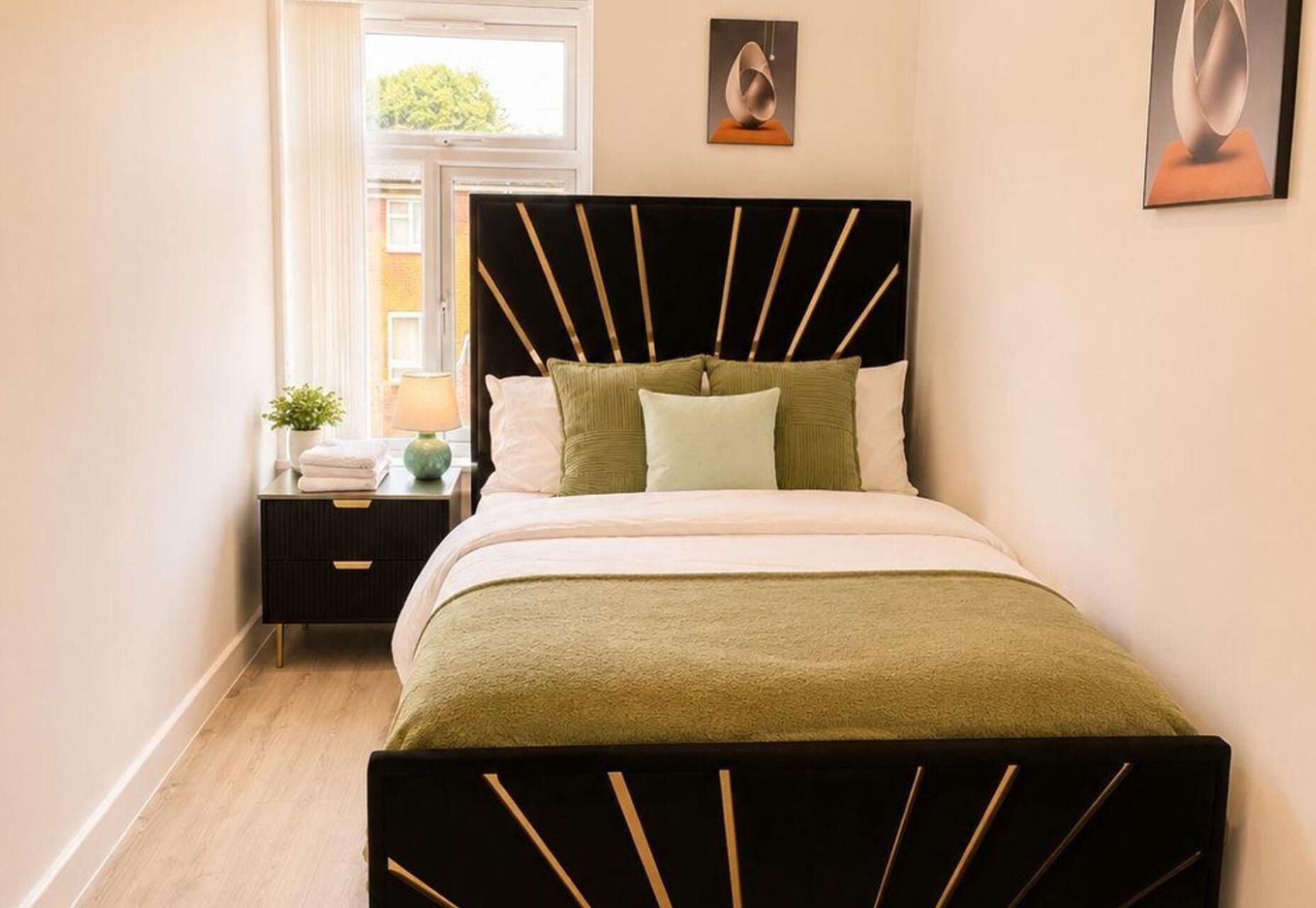 4 Schlafzimmer, Bügeleisen/Bügelbrett, kostenloses WLAN, Bettwäsche