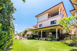 Exterior - Casa Luna 4: Gated Luxury Near 7Mile Beach w/Pool, Heated Spa, and Private Beach Cove (Grand Cayman)
