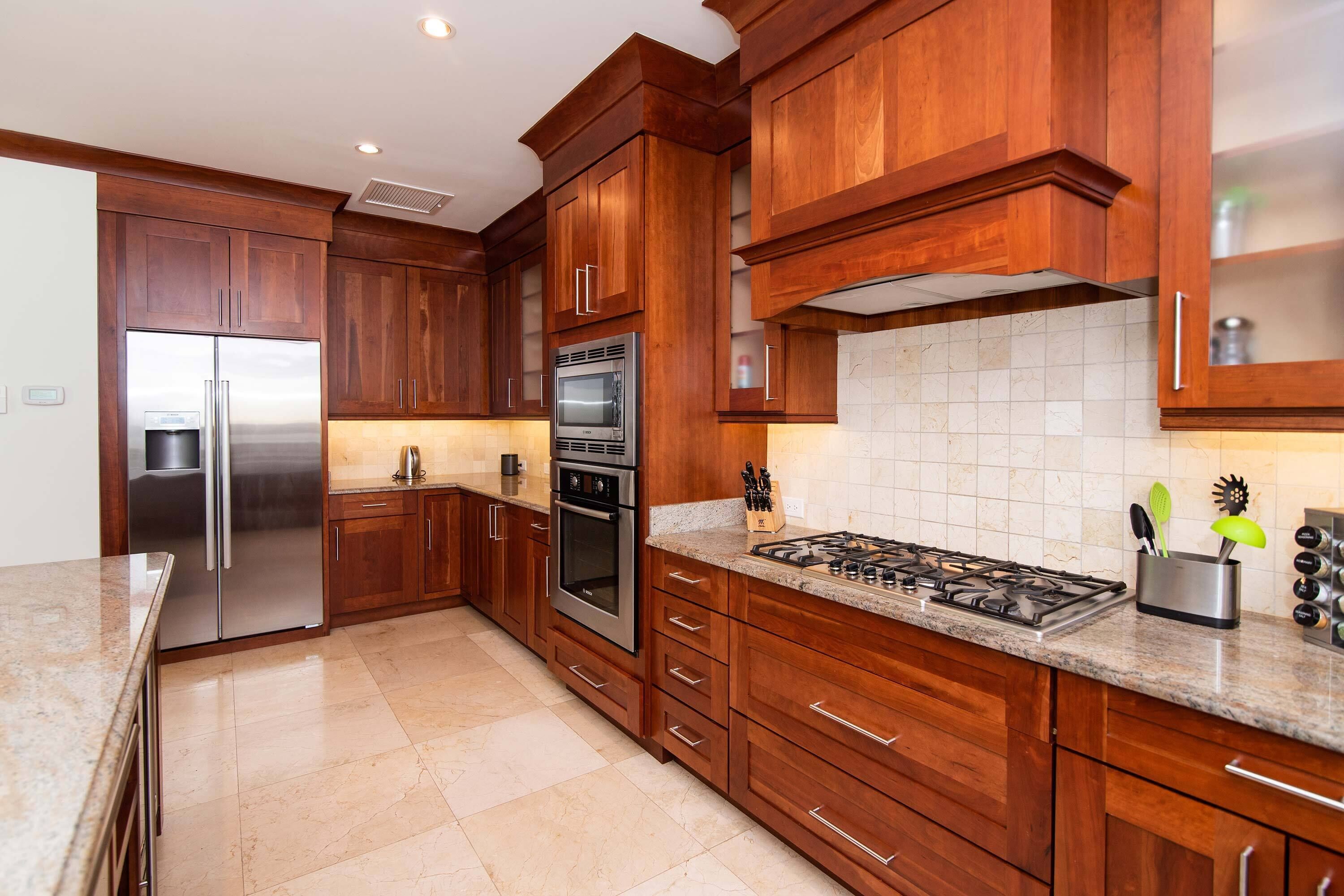 Coffee/tea maker, microwave, oven, stovetop