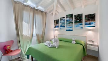 2 dormitorios, tabla de planchar con plancha, wifi y ropa de cama