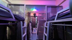 Premium Room | Free WiFi - Suvidha Dormitory Hotel (Bhuj)