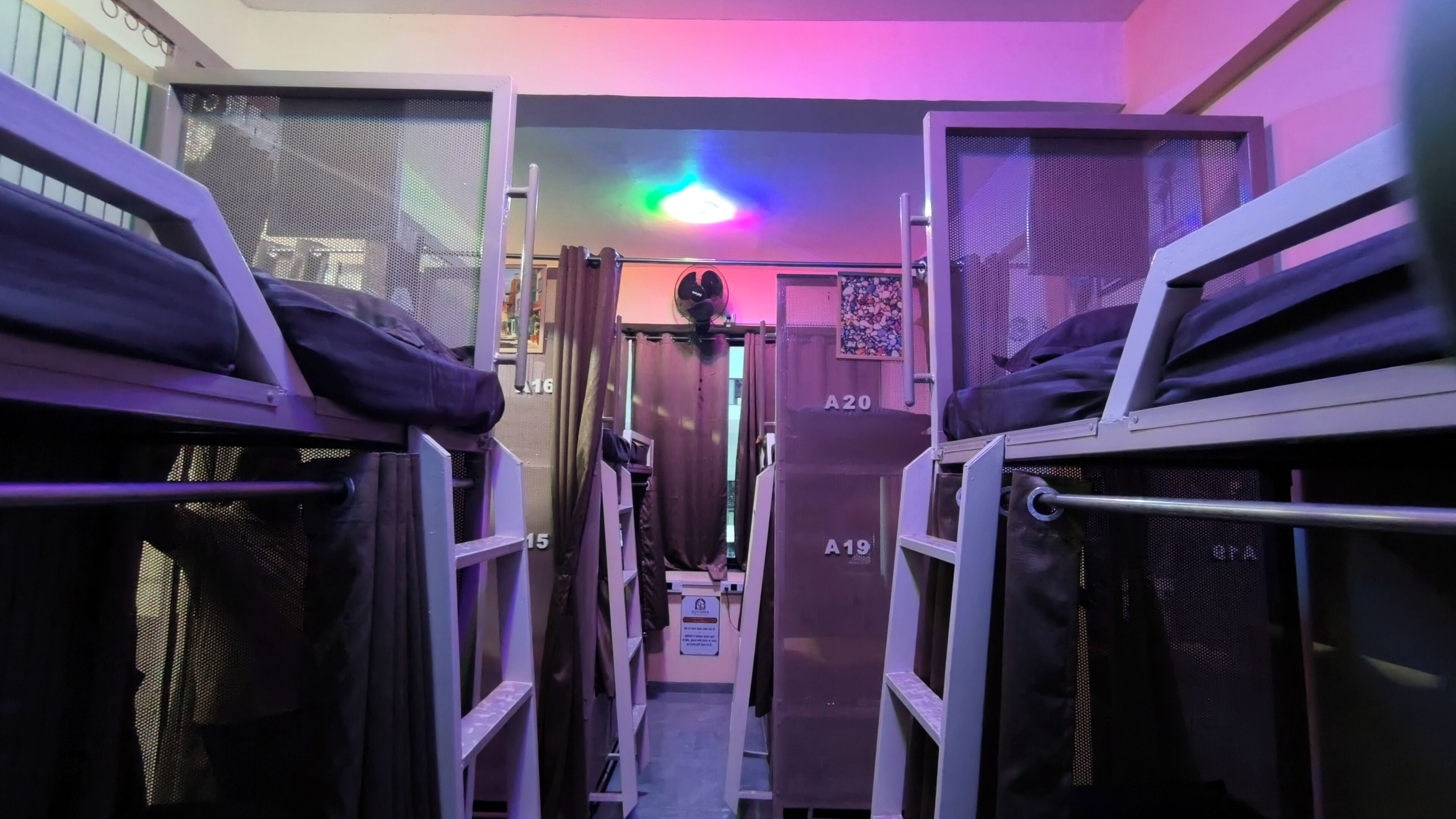 Wifi gratis y ropa de cama