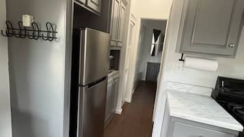 Premium Cabin, 1 Bedroom, Non Smoking | Private kitchen