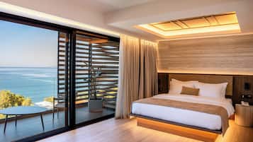 In-room safe, desk, blackout drapes, soundproofing