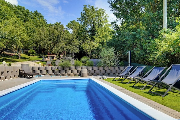 Familienhaus, 2 Schlafzimmer, Balkon (Holiday Home With Pool And Wellness) | Pool | Außenpool (je nach Saison geöffnet)