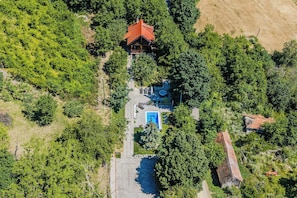 Nhà dành cho gia đình, 2 phòng ngủ, ban công (Holiday Home With Pool And Wellness) | Ngoại thất