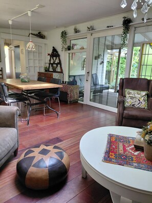 Interior - Charming 4-bedroom cottage in beautiful Baarle-Nassau with AC & Pipo wagen (Baarle-Nassau)