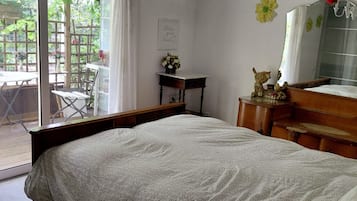 4 chambres, fer et planche à repasser, Wi-Fi gratuit, draps fournis