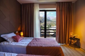 WiFi - Inside Kazbegi (Stepantsminda)