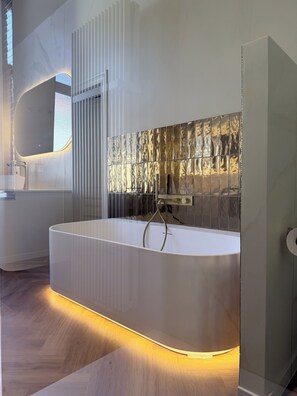 Deluxe-Suite | Badezimmer