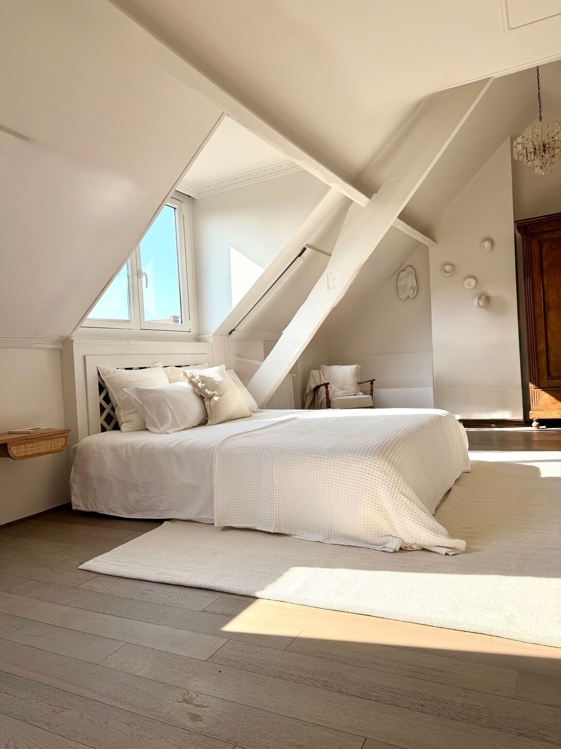 Luxury-Studiosuite, Gartenblick | Bügeleisen/Bügelbrett, kostenloses WLAN