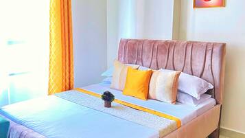1 habitación, tabla de planchar con plancha, internet y ropa de cama