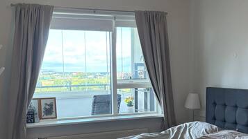 2 bedrooms, desk, free WiFi, bed sheets