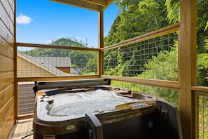 Bain à remous extérieur