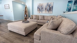 Casa, 5 habitaciones | Área de sala de estar