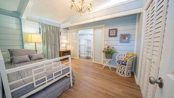 5 bedrooms, iron/ironing board, free WiFi