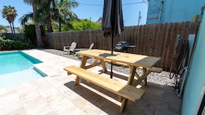 Apartment, 3 Bedrooms | Outdoor dining - New 3br Townhome, Heated Pool, Beach Steps Spi 3 Bedroom Apts (South Padre Island)