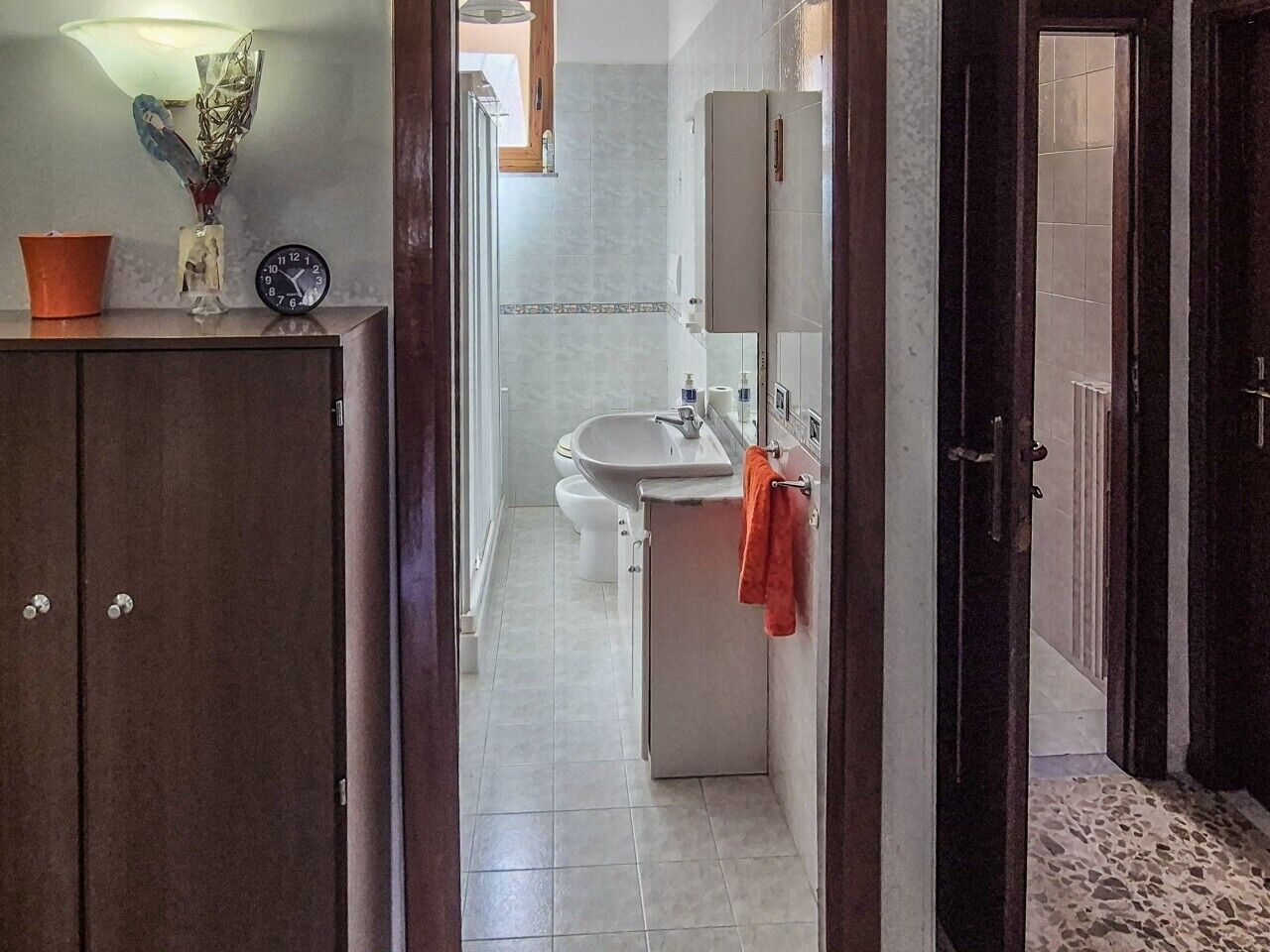 Hair dryer, towels