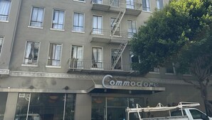 Exterior - King Ensuite - Best Rest in San Francisco (San Francisco)