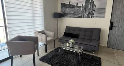 Apartment in Zapopan, Jalisco, with a view of the mountains and a pool