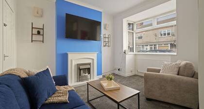 Cleethorpes Home Near Beach, Free Parking, Fast