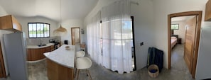 2 bedrooms, desk, WiFi (free), bed sheets