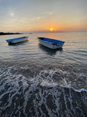 Miscellaneous - Agave Azul, a dreamer’s  place in Playa Chiquita, Azúa. Come discover the (Playa Chiquita)