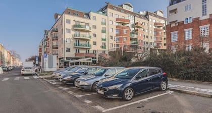 Zizkov flat/skyline views/AC/Kitchen, new bathroom