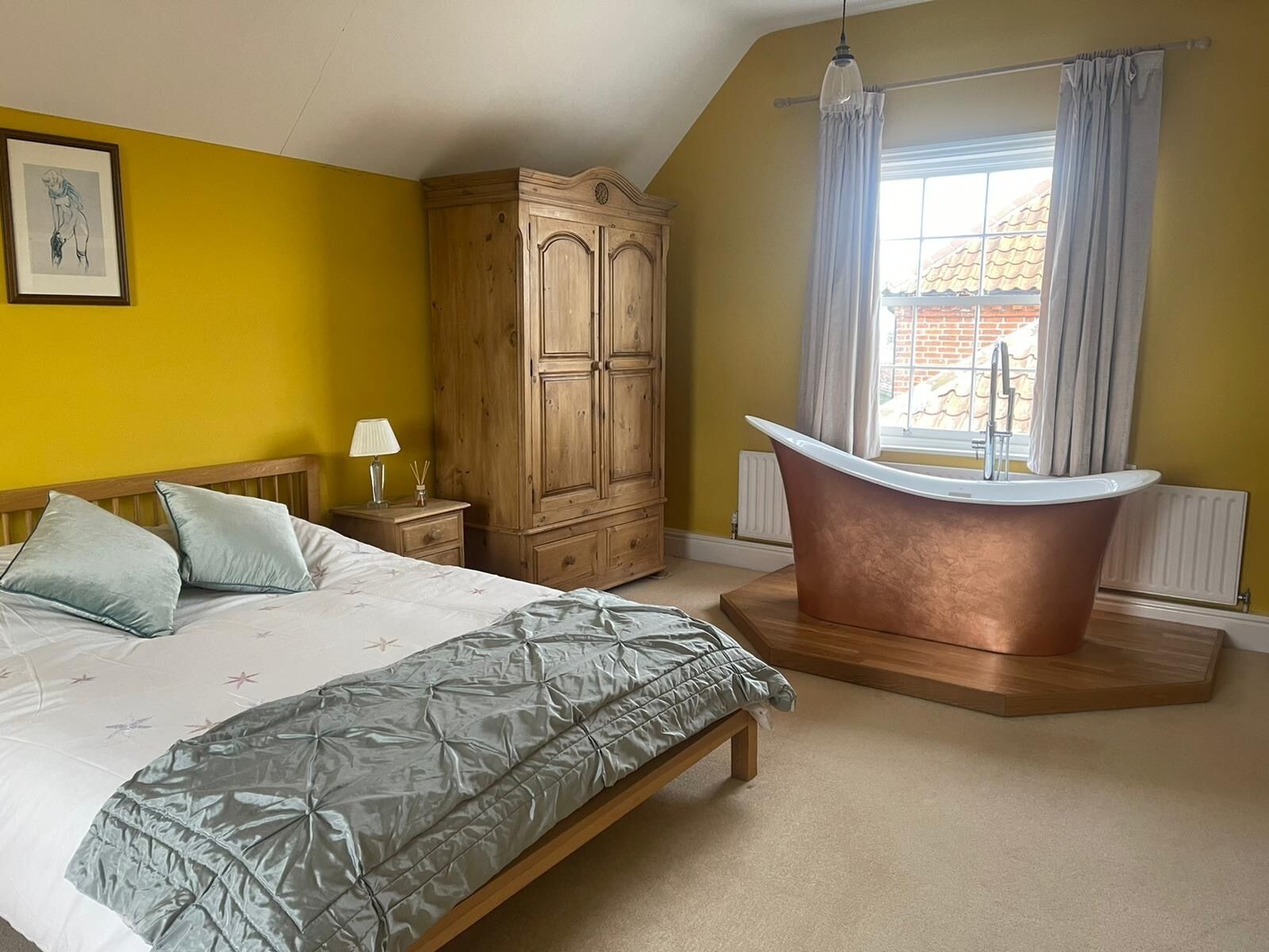 3 bedrooms, iron/ironing board, Internet, bed sheets