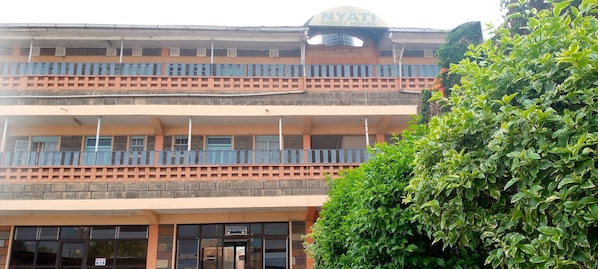 Exterior detail - Nyati Guest House (Nakuru)