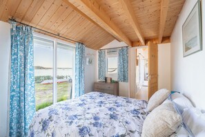 7 Schlafzimmer, Bügeleisen/Bügelbrett, Internetzugang, Bettwäsche