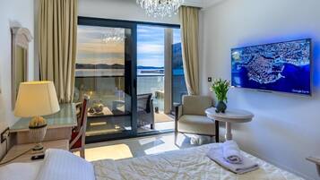 Deluxe Double Room, Balcony, Sea View | In-room safe, desk, free WiFi