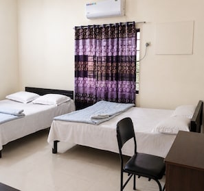 In-room safe, WiFi - Hotel Deluxe Residient  (Sylhet)