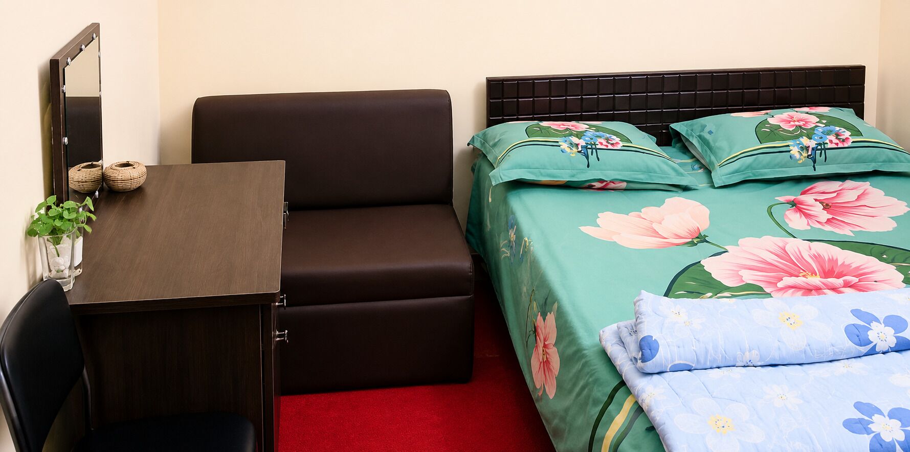 In-room safe, WiFi