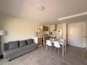 Interior - Apartment in Saint-Raphaël (Saint-Raphaël)