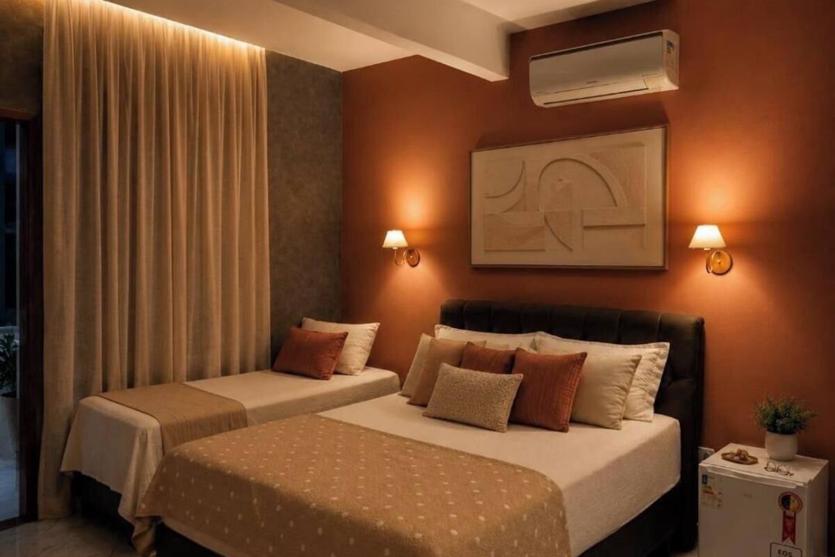 Luxury Suite | Front of property