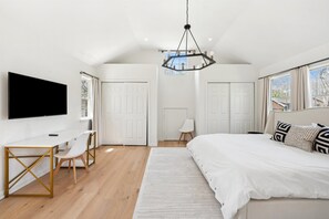 Iron/ironing board, internet, bed sheets