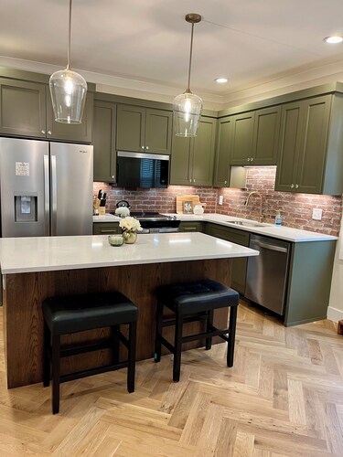 Charming Downtown Greer Retreat