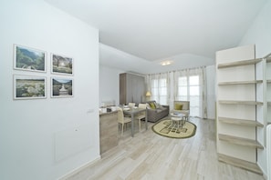 House, Smoking - Corte Fasanella 3 in Toscolano-maderno (Toscolano Maderno)