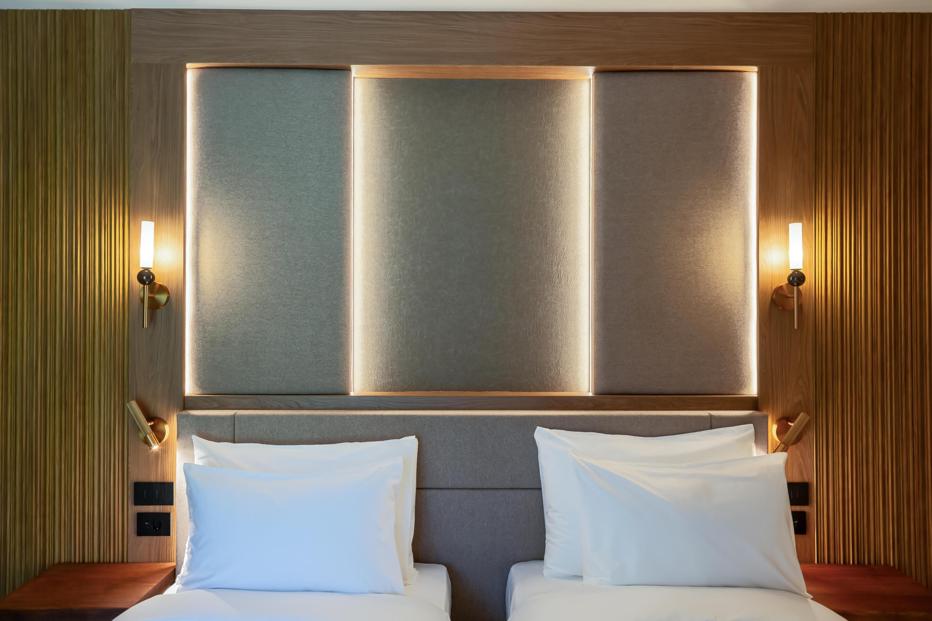 Ropa de cama hipoalergénica y minibar 