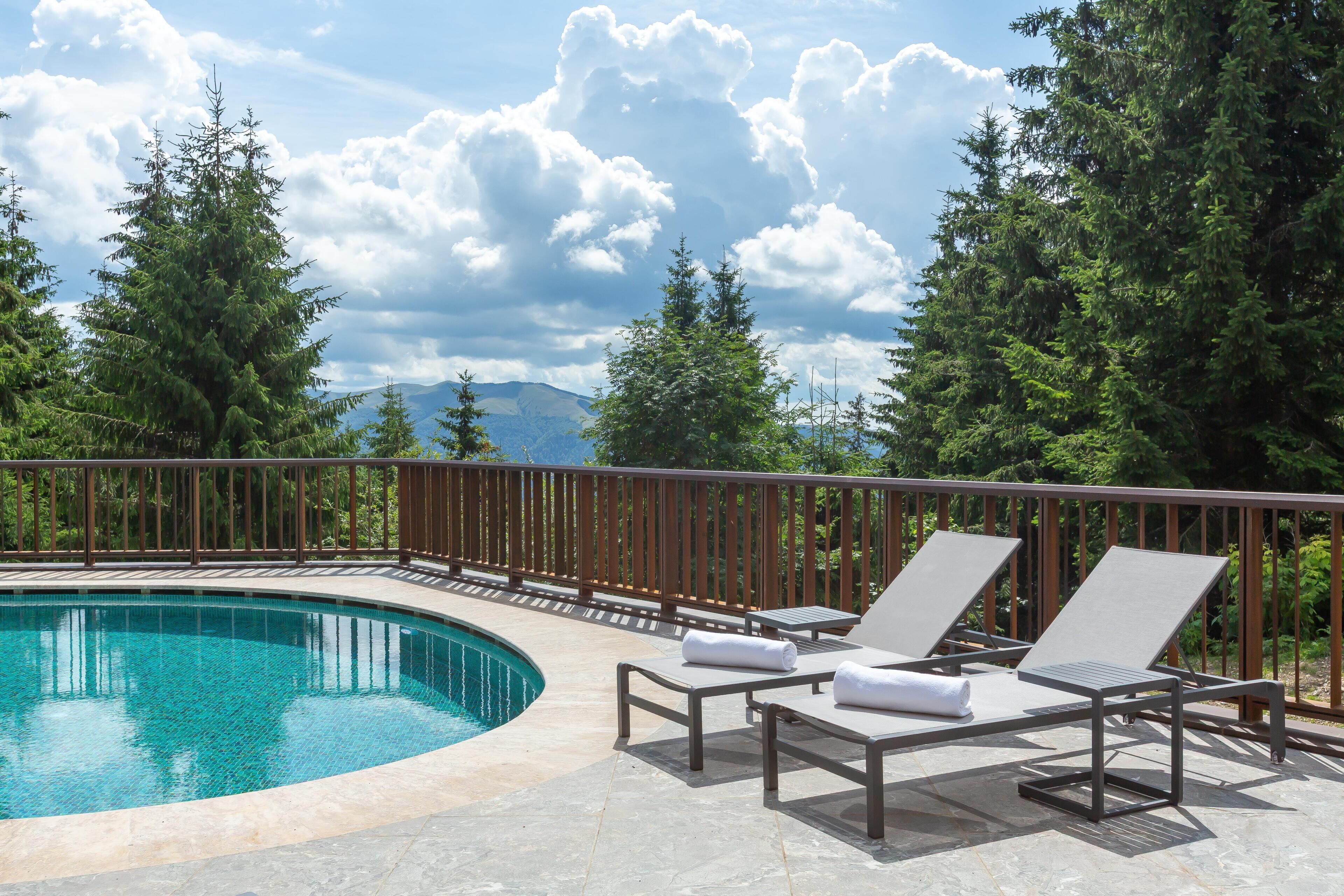 Sauna, steam room