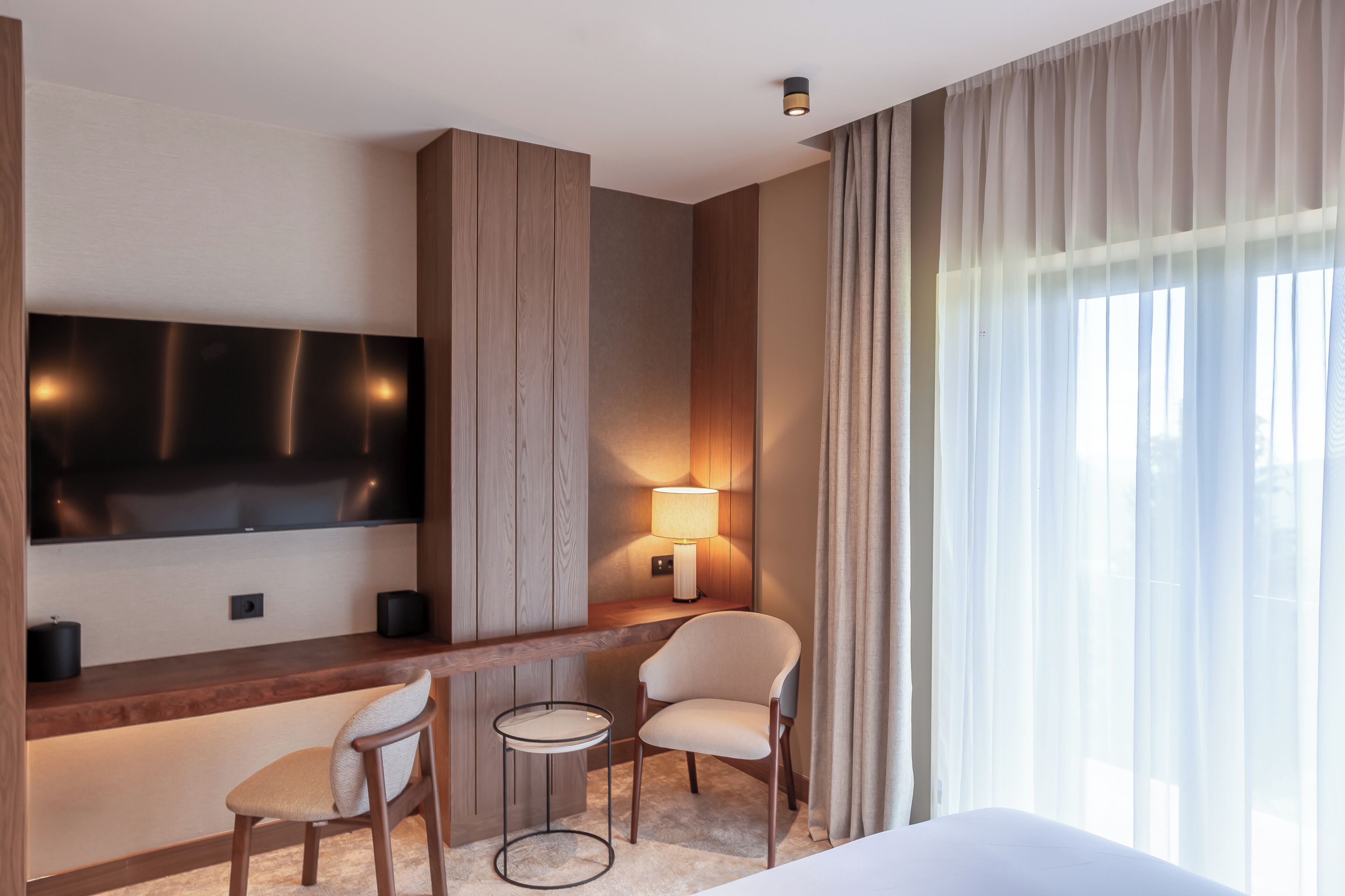 Hypo-allergenic bedding available, minibar, in-room safe, desk